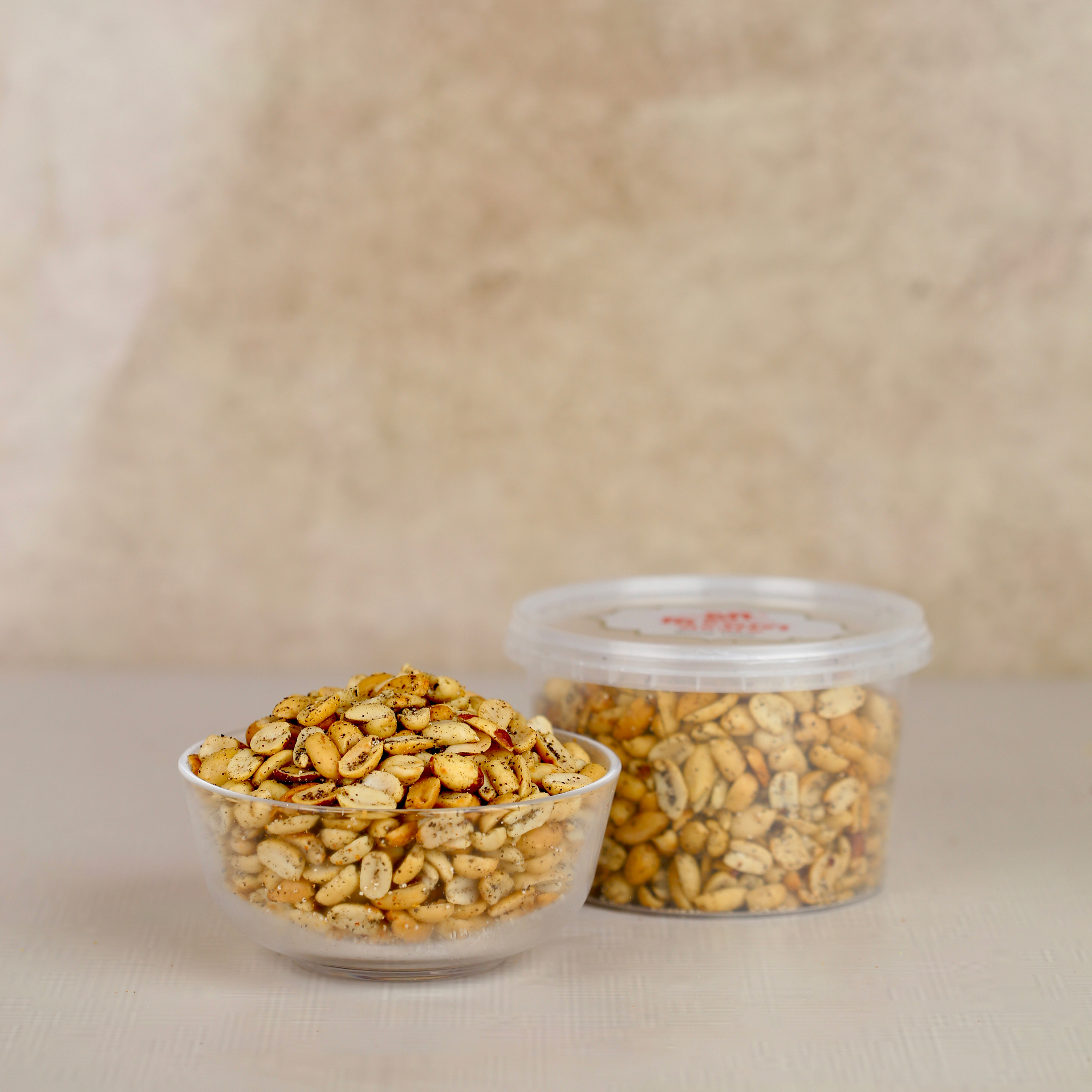 Black Pepper Peanuts