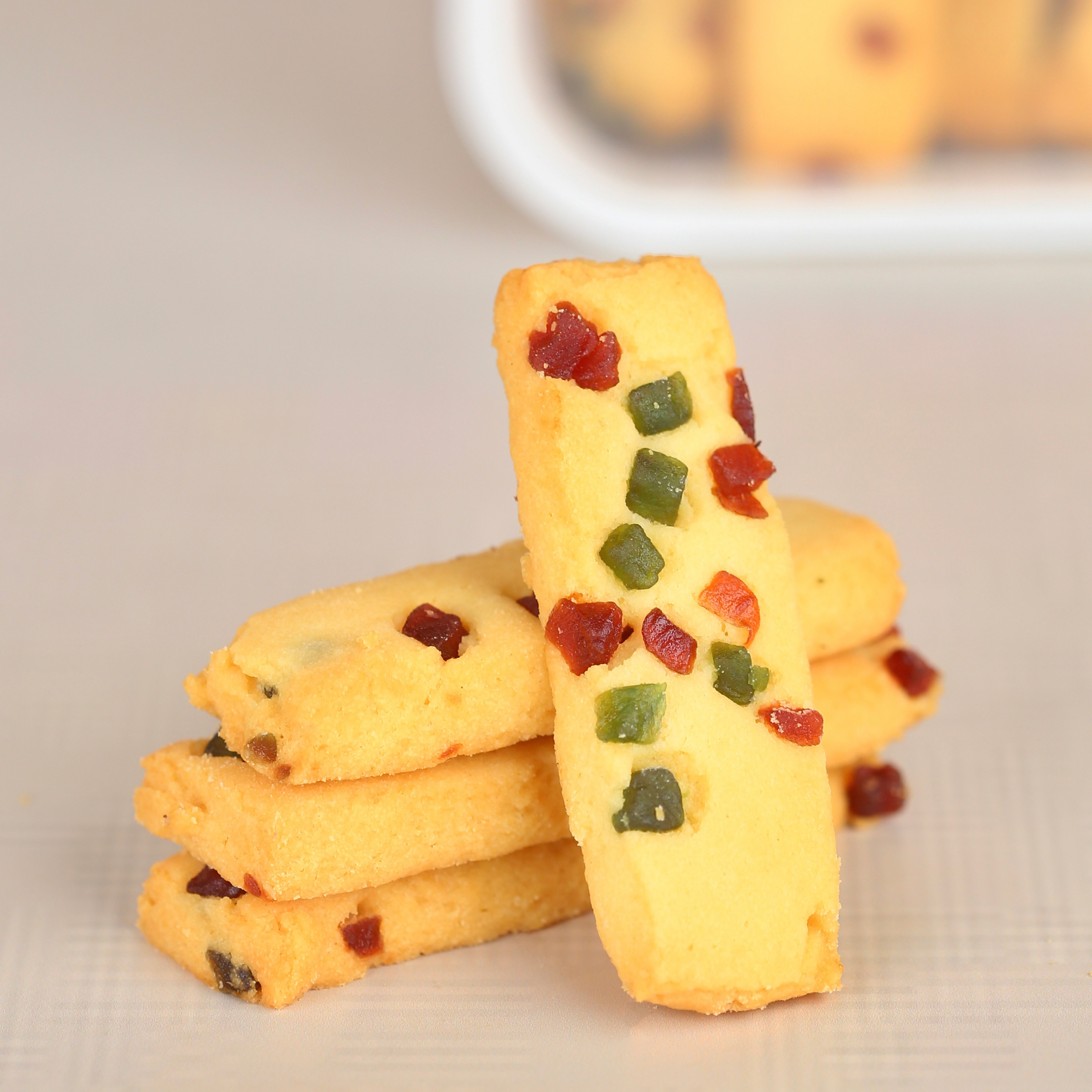 Tuti-Fruity Cookies